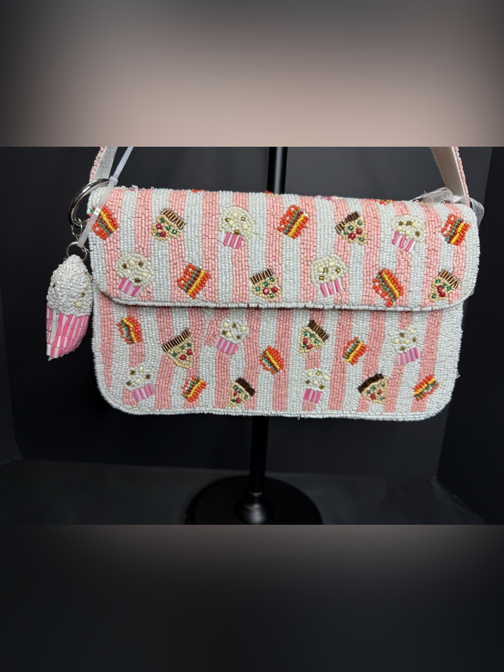 New Viral Beaded Purse Bag Made in India Summer Resort Novelty Cupcake